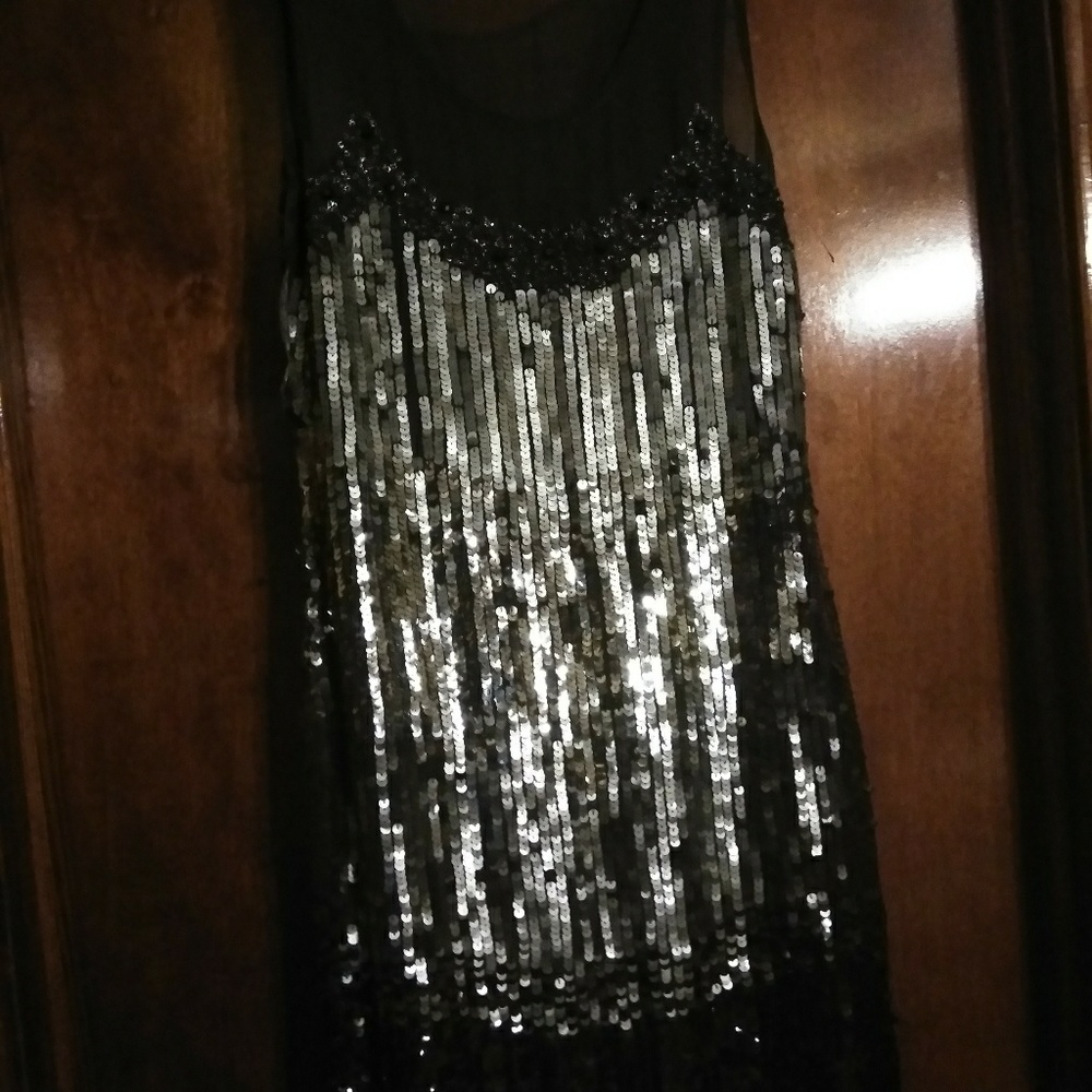 Tunic - Picture 3 of 3